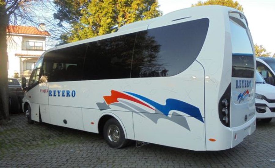 Autocares Reyero, vuelve a confiar en UNVI y en IVECO