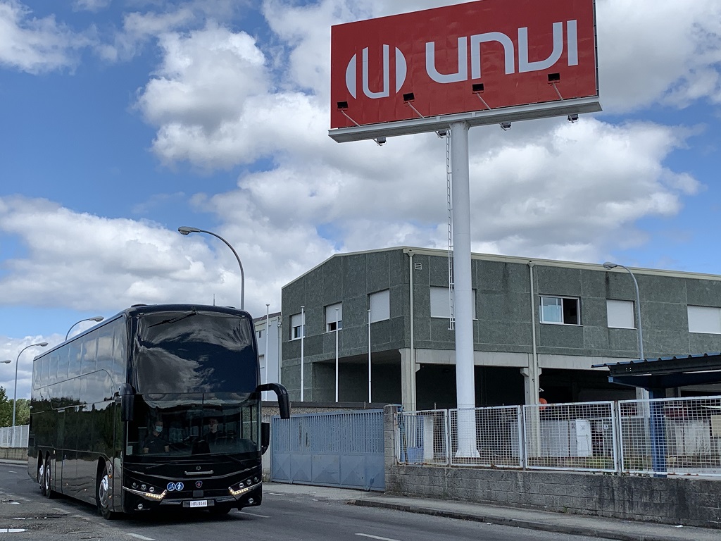 Primera entrega en Finlandia de nuestro exitoso modelo UNVI SIL, un autocar interurbano desarrollado en colaboración con Scania